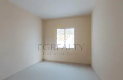 Warehouse - Studio - 2 Bathrooms for rent in East Industrial Street - Birkat Al Awamer - Al Wakra