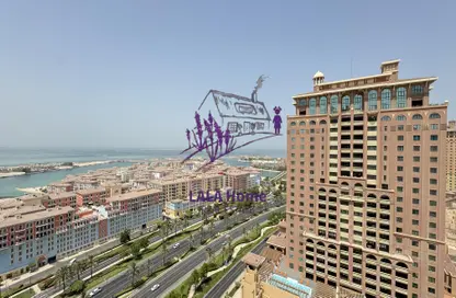 شقة - 2 غرف نوم - 3 حمامات للايجار في طريق بورتو الشرقي - بورتو أرابيا - جزيرة اللؤلؤة - الدوحة