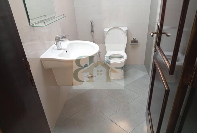 933494 - Property Image 3