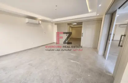 فيلا - 8 غرف نوم - 8 حمامات للايجار في إزغاوا - إزغاوا - الدوحة