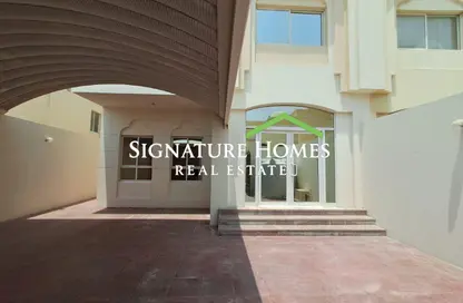 Villa - 5 Bedrooms - 6 Bathrooms for rent in Al Nuaija Street - Al Nuaija - Doha