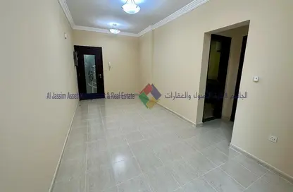 Empty Room image for: Apartment - 3 Bedrooms - 2 Bathrooms for rent in Lavender Residence - Fereej Bin Mahmoud South - Fereej Bin Mahmoud - Doha, Image 1