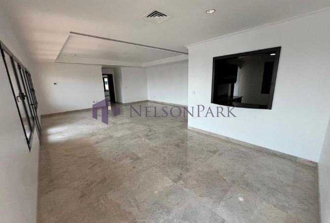 989564 - Property Image 2