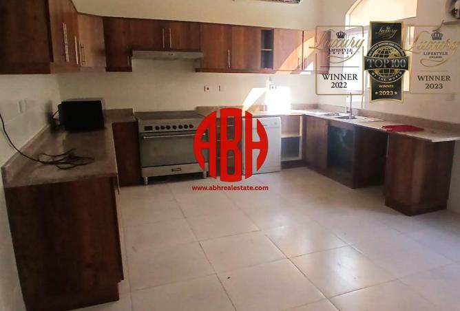 971067 - Property Image 3