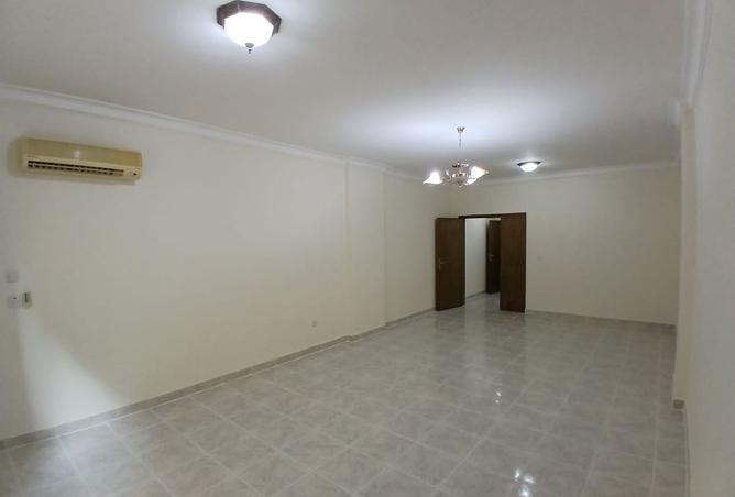 995648 - Property Image 3