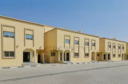 Compound - 5 Bedrooms - 6 Bathrooms for sale in Al Sakhama - Doha