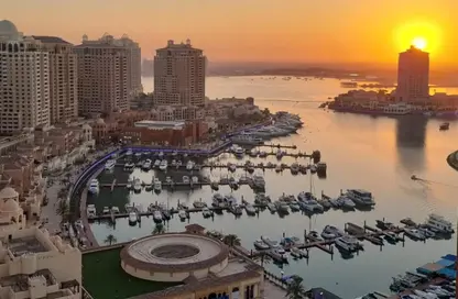 Apartment - 2 Bedrooms - 3 Bathrooms for rent in West Porto Drive - Porto Arabia - The Pearl Island - Doha