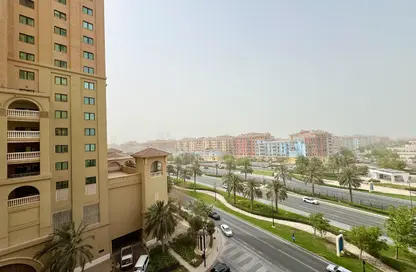 Apartment - 1 Bedroom - 2 Bathrooms for rent in West Porto Drive - Porto Arabia - The Pearl Island - Doha
