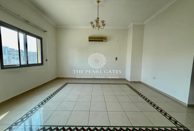 968459 - Property Image 2