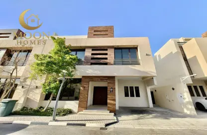 شقة - 4 غرف نوم - 5 حمامات للايجار في الهلال - الهلال - الدوحة