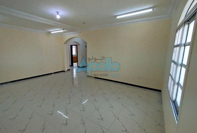 974917 - Property Image 2