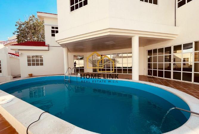 927445 - Property Main Image