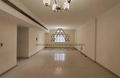 Apartment - 3 Bedrooms - 3 Bathrooms for rent in Al Mansoura - Doha