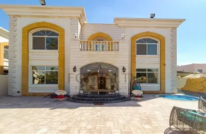 Villa - 5 Bedrooms - 6 Bathrooms for sale in Mamoura 18 - Al Maamoura - Doha