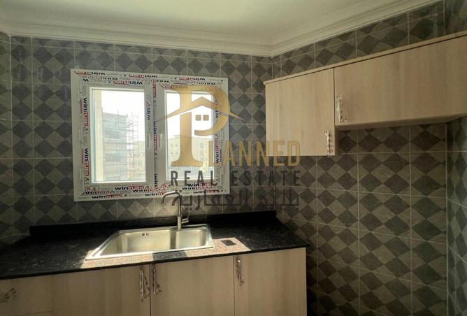 1000746 - Property Image 2