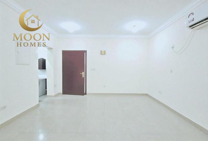 978307 - Property Image 3