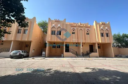 فيلا - 8 غرف نوم - 5 حمامات للايجار في سوق الغرافة - الغرافة - الدوحة