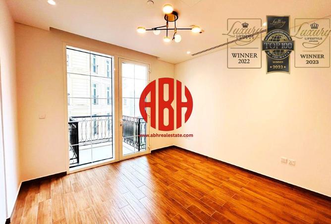 984107 - Property Image 2