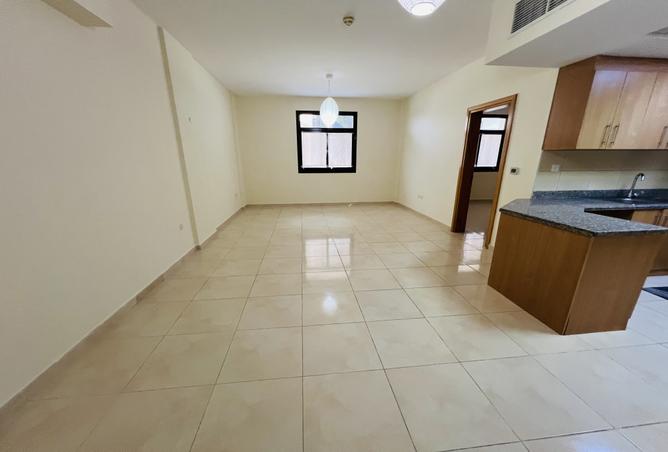 968277 - Property Image 2