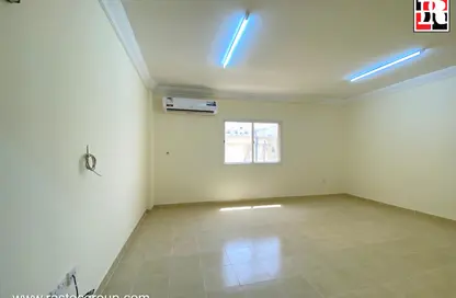 شقة - 2 غرف نوم - 2 حمامات للايجار في شارع نجمه - نجمة - الدوحة