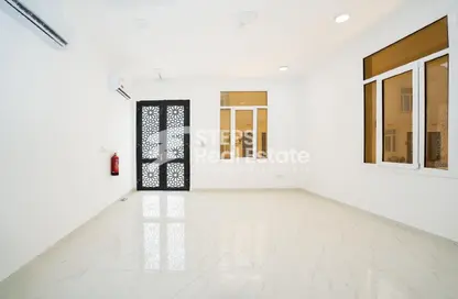 Villa - 7 Bedrooms - 7+ Bathrooms for rent in Umm Al Amad - Umm Al Amad - Al Shamal