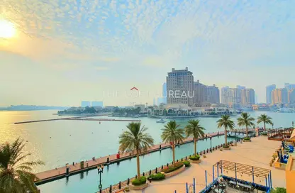 تاون هاوس - غرفة نوم - 2 حمامات للايجار في طريق بورتو الشرقي - بورتو أرابيا - جزيرة اللؤلؤة - الدوحة
