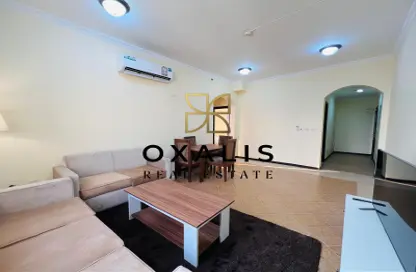 Apartment - 2 Bedrooms - 3 Bathrooms for rent in Musheireb - Musheireb - Doha