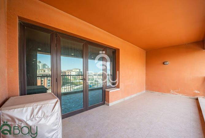 998968 - Property Image 3