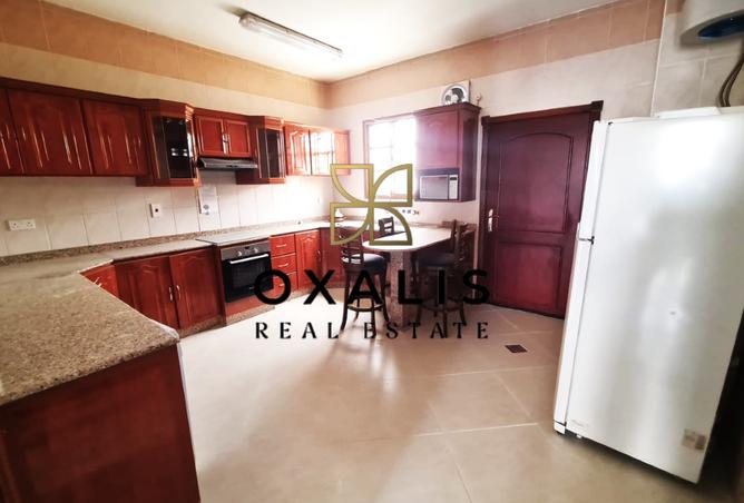 934369 - Property Image 2