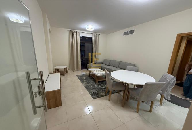 953577 - Property Image 3