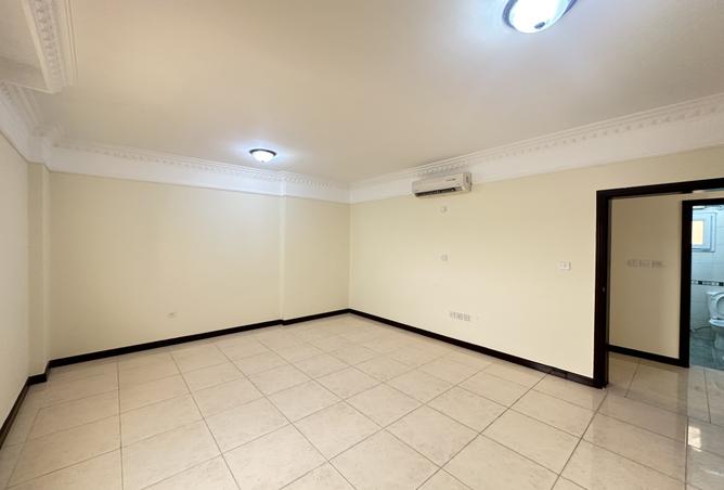 971796 - Property Image 3