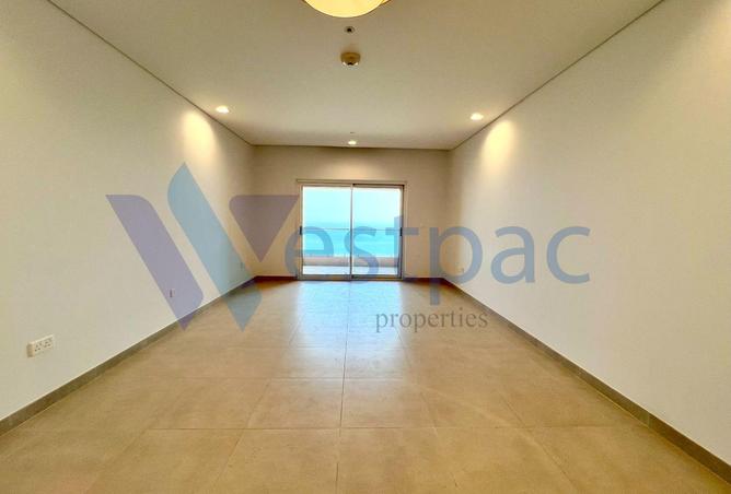 944392 - Property Image 3