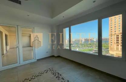 Apartment - 2 Bedrooms - 3 Bathrooms for rent in One Porto Arabia - Porto Arabia - The Pearl Island - Doha