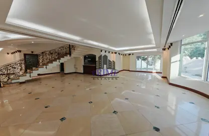 Villa - 5 Bedrooms - 5 Bathrooms for rent in West Bay Lagoon - Doha