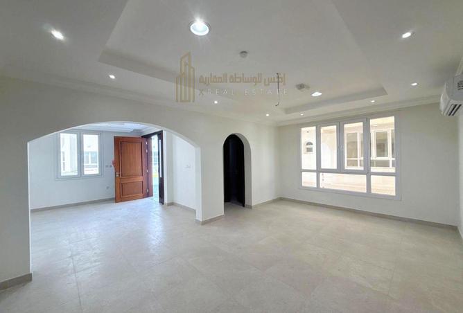944503 - Property Image 3