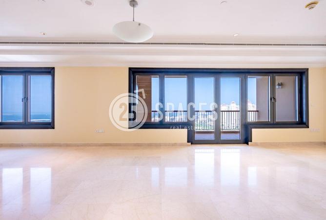 952375 - Property Image 2