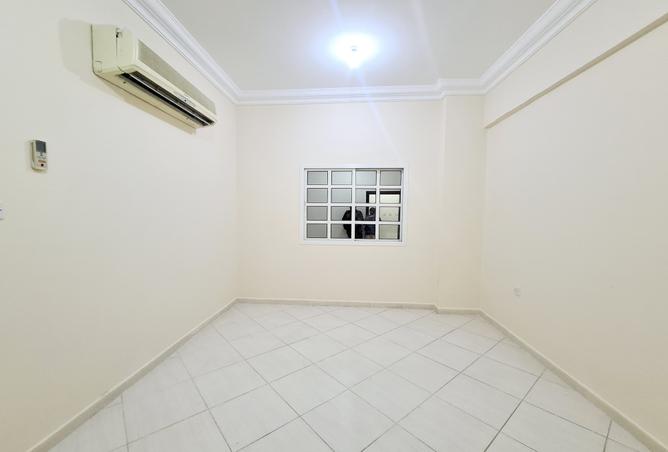 954626 - Property Image 3