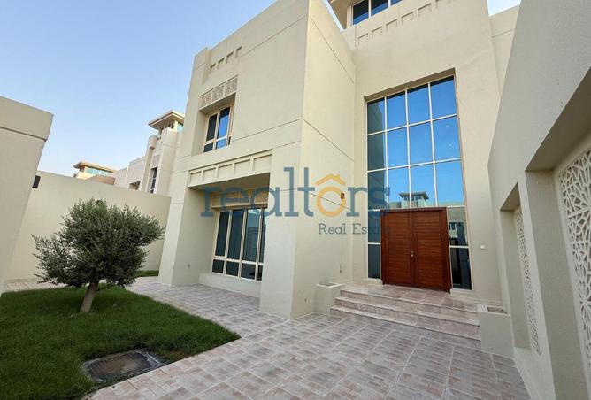 949434 - Property Image 3