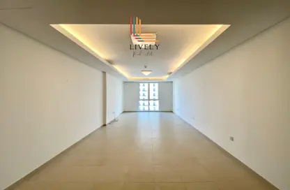 Apartment - 1 Bedroom - 2 Bathrooms for rent in Tower 22 - Viva Bahriyah - The Pearl Island - Doha