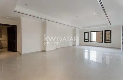 Apartment - 1 Bedroom - 2 Bathrooms for rent in West Porto Drive - Porto Arabia - The Pearl Island - Doha Apartment - 1 Bedroom - 2 Bathrooms for rent in West Porto Drive - Porto Arabia - The Pearl Island - Doha