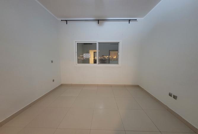 992104 - Property Image 3