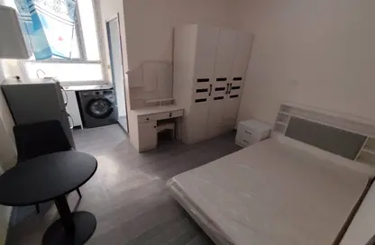 Apartment - 1 Bathroom for rent in Umm Ghuwailina 4 - Umm Ghuwailina - Doha