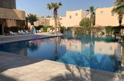 مجمع سكني - 3 غرف نوم - 4 حمامات للايجار في شارع عمار بن ياسر - العزيزية - الدوحة
