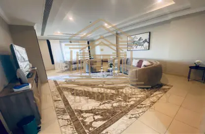 Apartment - 2 Bedrooms - 2 Bathrooms for rent in West Porto Drive - Porto Arabia - The Pearl Island - Doha