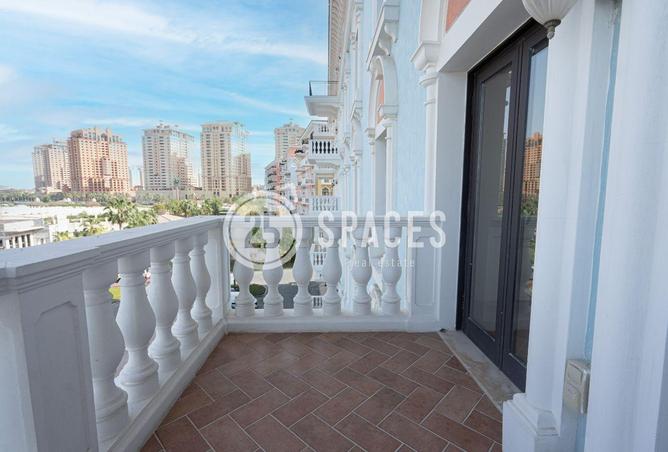 956315 - Property Image 3