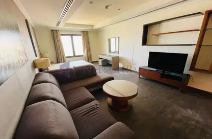 Apartment - Studio - 1 Bathroom for rent in West Porto Drive - Porto Arabia - The Pearl Island - Doha