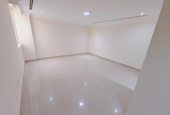 941841 - Property Image 2