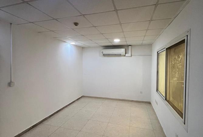 961222 - Property Image 3