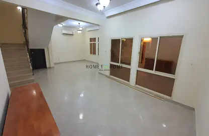 Empty Room image for: Villa - 4 Bedrooms - 4 Bathrooms for rent in Bu Hamour Street - Abu Hamour - Doha, Image 1