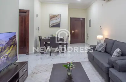 Apartment - 2 Bedrooms - 2 Bathrooms for rent in Al Sadd Tourist Apartments - Al Sadd - Doha